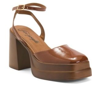 ✨EUC✨-FP Double Stacked Platform MaryJanes. Comes with dust bag